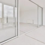 Mamparas con puertas correderas